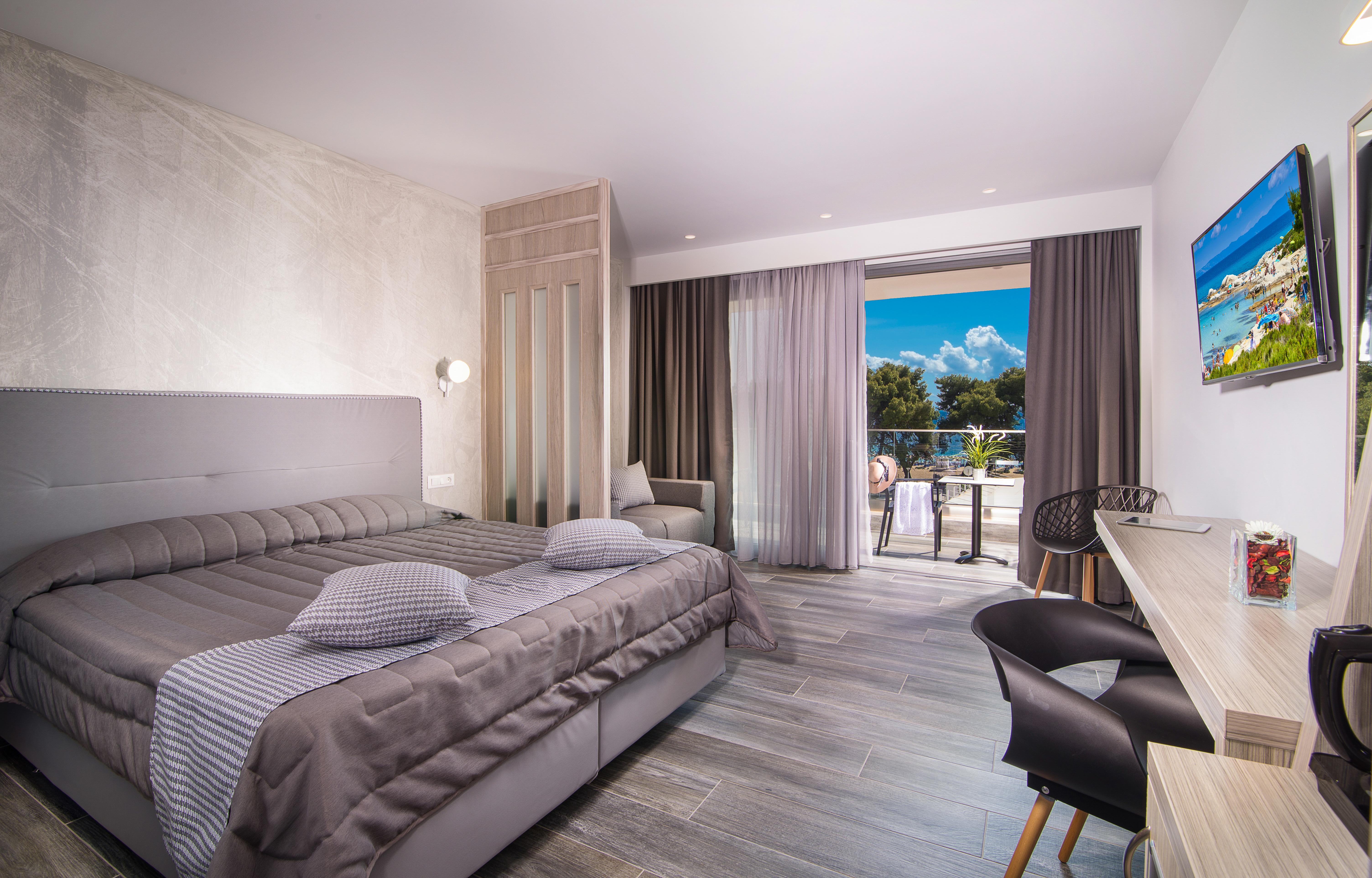 Lagomandra Hotel And Spa Exterior photo