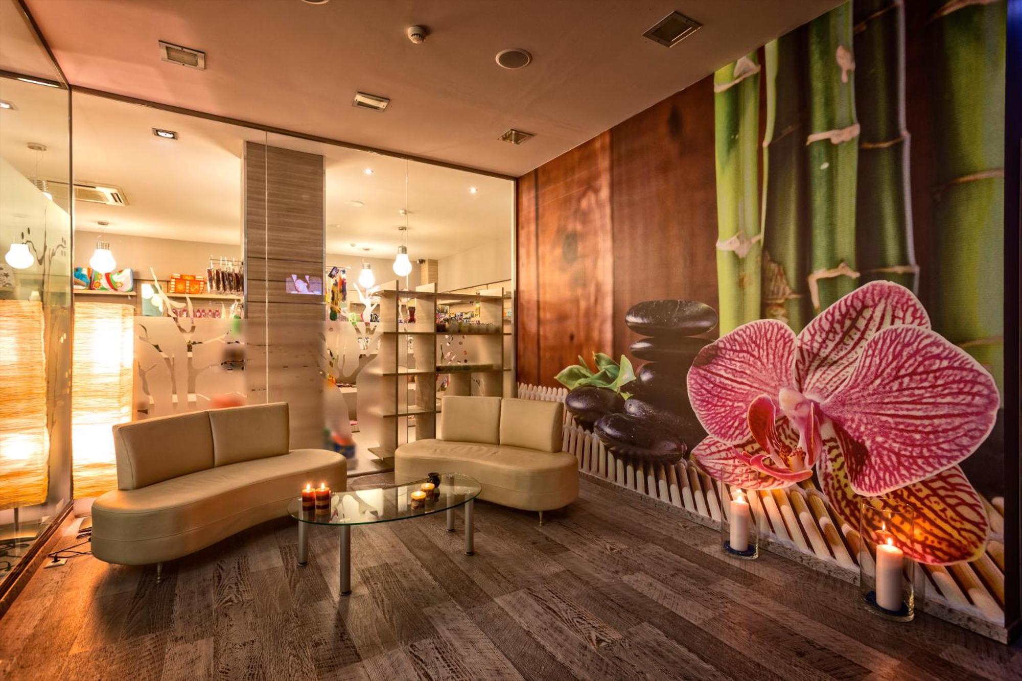 Lagomandra Hotel And Spa Exterior photo